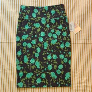 LulaRoe Floral Skirt